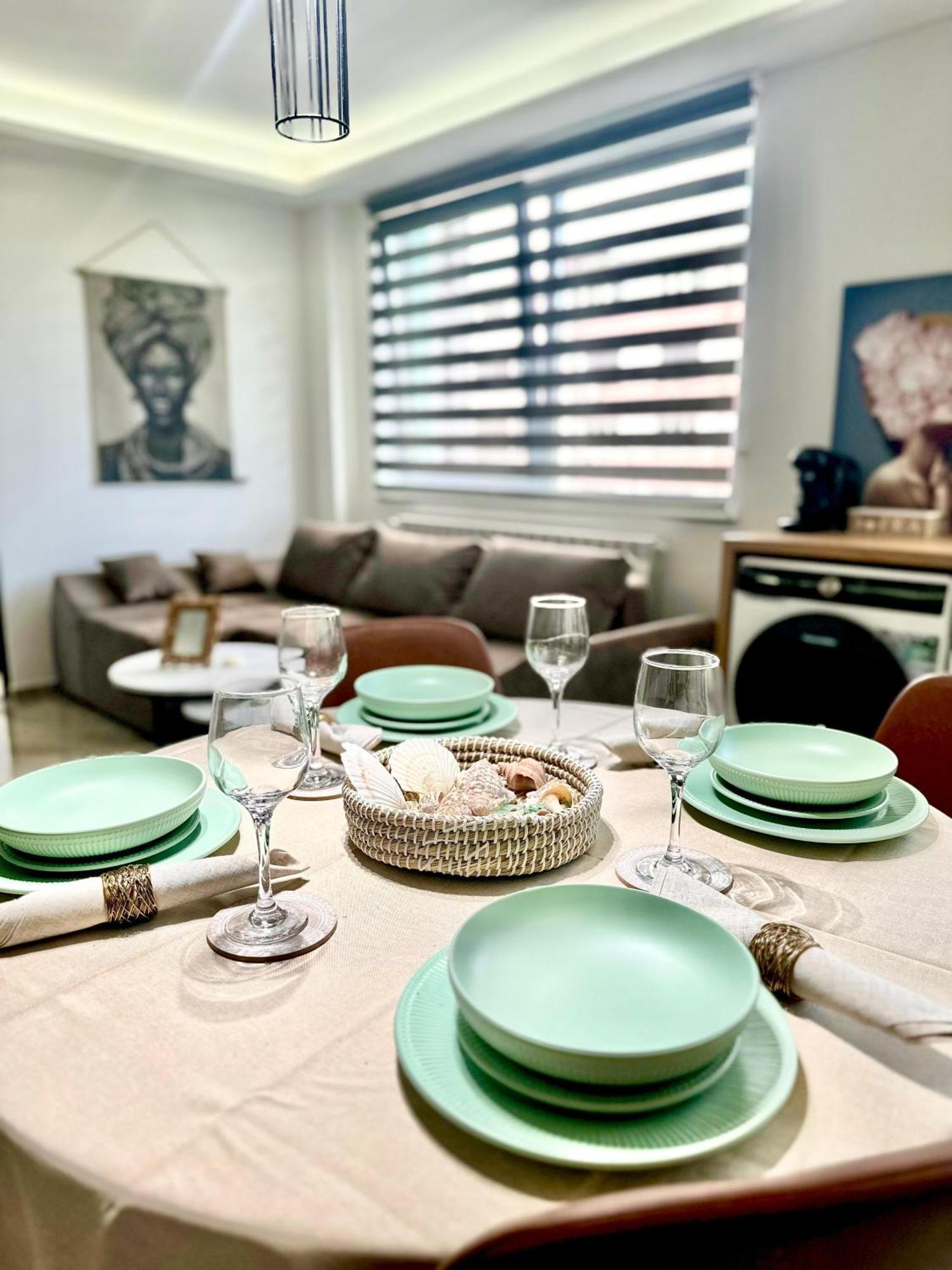 Amos Apartment-Ultracentral-Free Parking Cluj-Napoca Eksteriør bilde