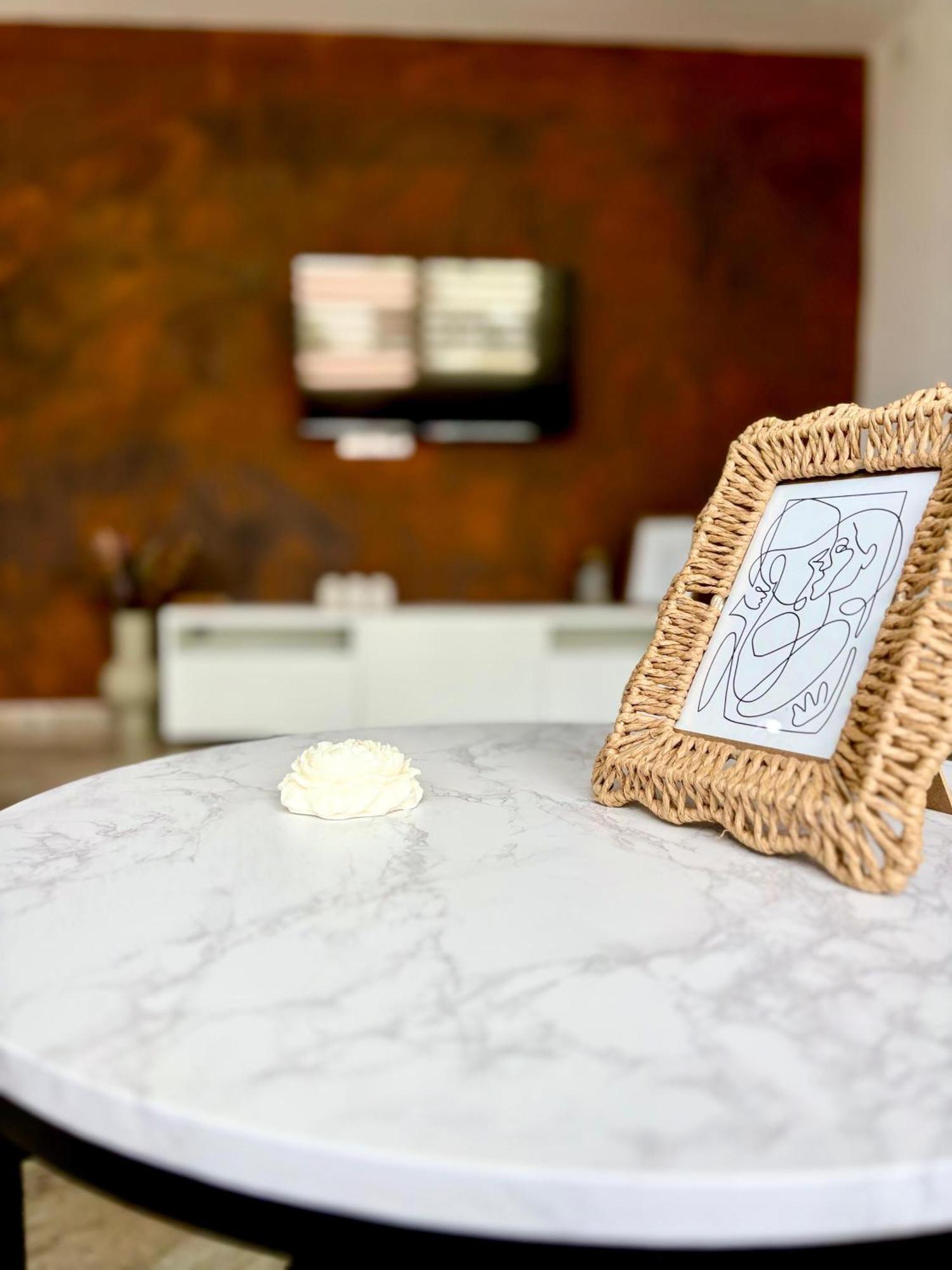 Amos Apartment-Ultracentral-Free Parking Cluj-Napoca Eksteriør bilde